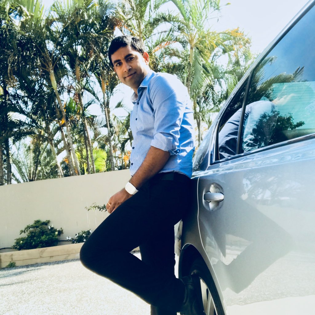 sleeva_thumma's tweet photo. #NewProfilePic https://t.co/MgzIi4unst