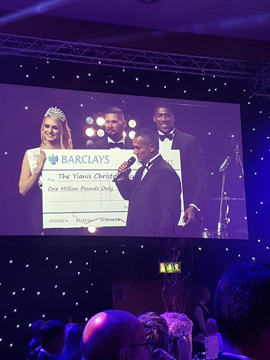 Wow what a moment last night ! @HiltonMCR @anthonyfjoshua #StarBall2017 #charity