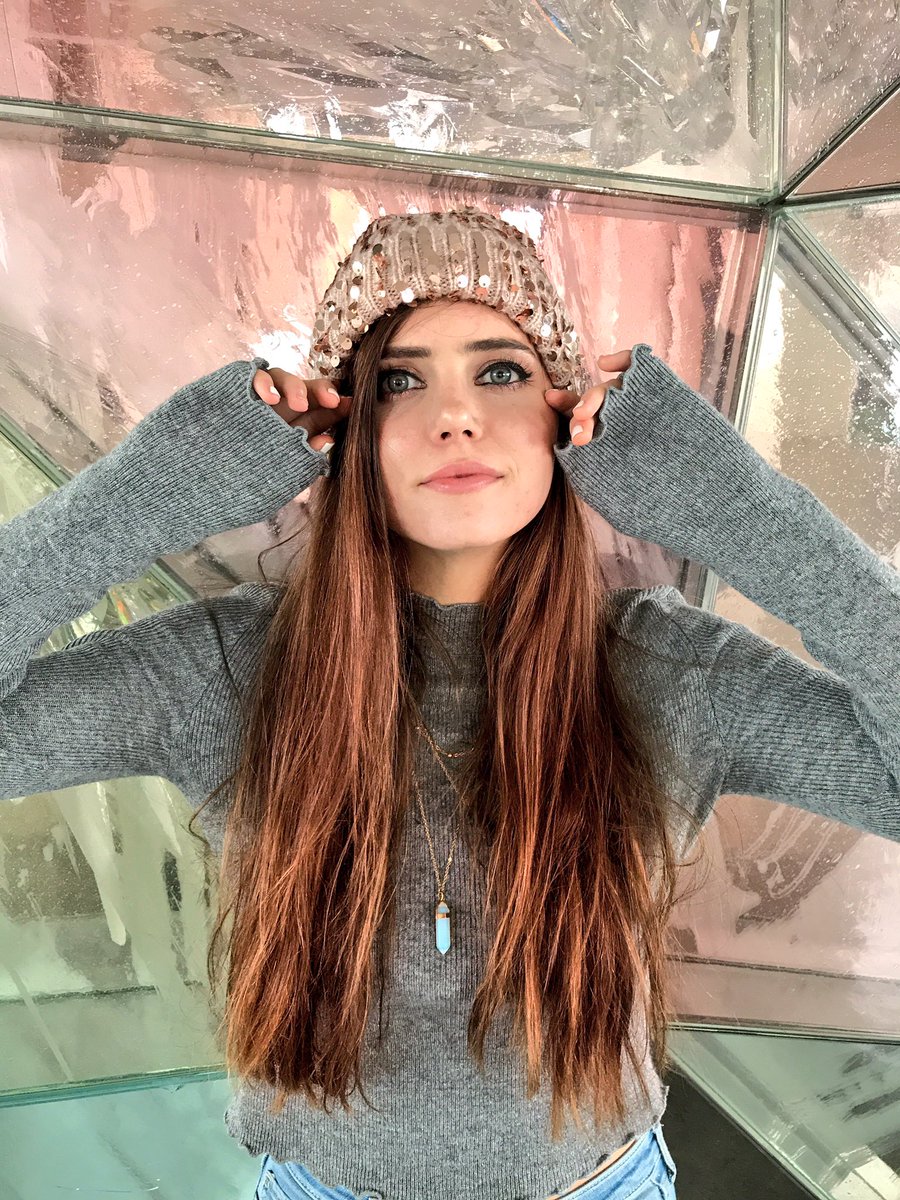 TiffanyAlvord's tweet photo. Or like this 😳😱🙈 https://t.co/qCJShSyVGI