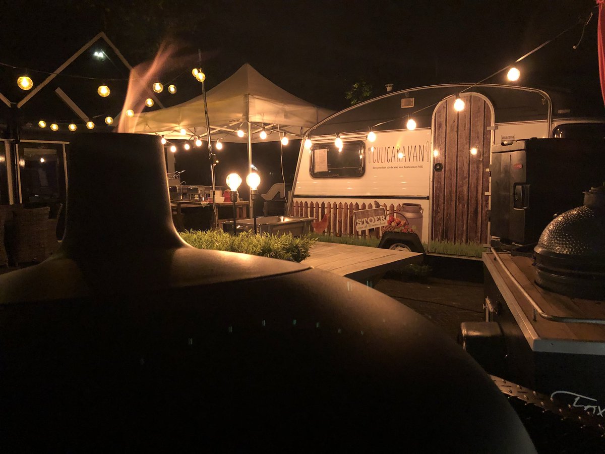 CuliCaravan's tweet photo. #Feest? #Foodtruck #Culicaravan #foodtruckTwente https://t.co/tGjaQuZfc4 https://t.co/6pLtsGhDT6