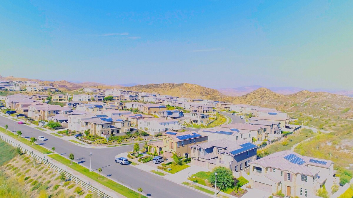 BradASchreiber's tweet photo. #cartoon #colorpalette on #aerialphotography #dronestagram #dji @djiglobal #phantompro #saturation https://t.co/yLeBSqoozr