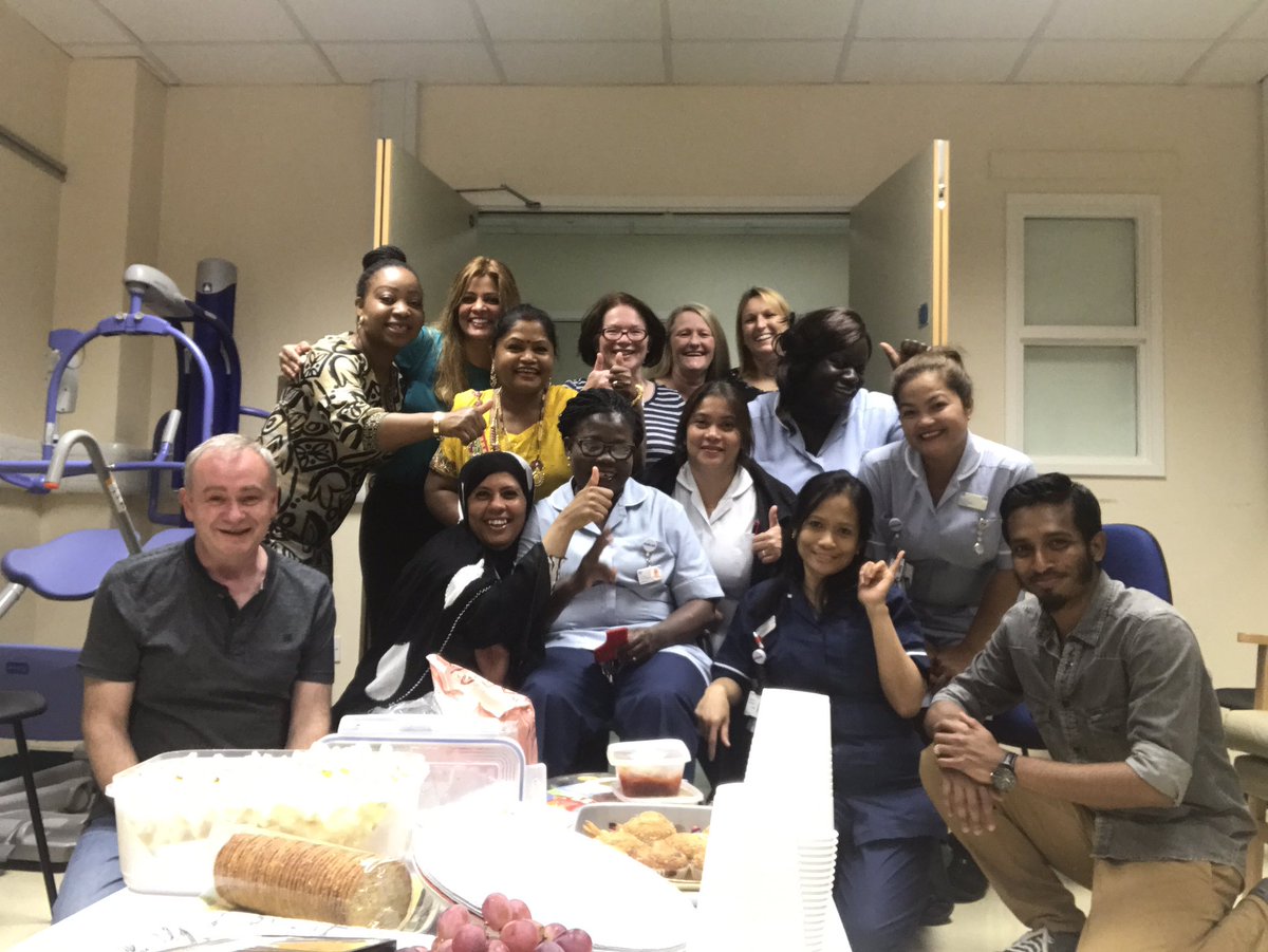 hedylagmay's tweet photo. Simple get together for dahlia staff leaving do, lolas retirement https://t.co/ykuf8hOvGp