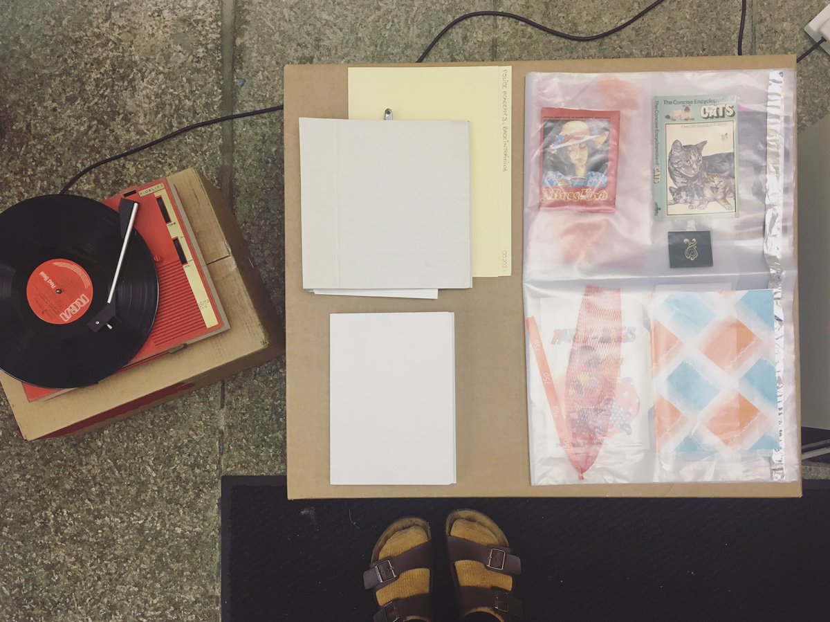 Great day <a href="/FOMOJOY/">#writing = #arting</a> yesterday ⚡️⚡️⚡️Looking forward to Day 3 today. Come say hi <a href="/FalmouthArtGall/">Falmouth Art Gallery</a> 10-4 #FOMOjoy