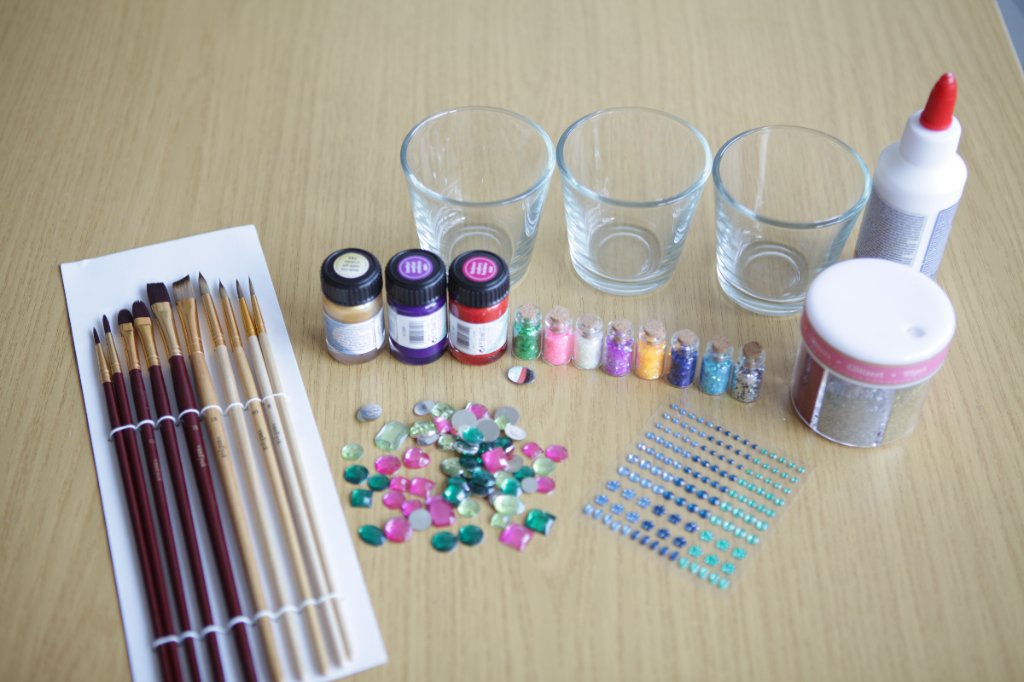 kindernothilfe's tweet photo. Jetzt tolle #Windlichter basteln ✂🖌🕯 und auf dem nächsten #Herbstbasar für den guten Zweck verkaufen! https://t.co/BlNrnUxBAk #actionkidz https://t.co/nSa2ttBE50