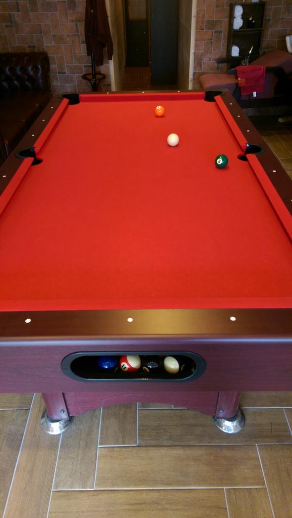 Good to see Gentlemens Lounge doing well in #GrovePark great addition to the area! <a href="/GroveParkSE12/">GroveParkCommGroup</a> <a href="/GroveParkNForum/">Grove Park NbhdForum</a>