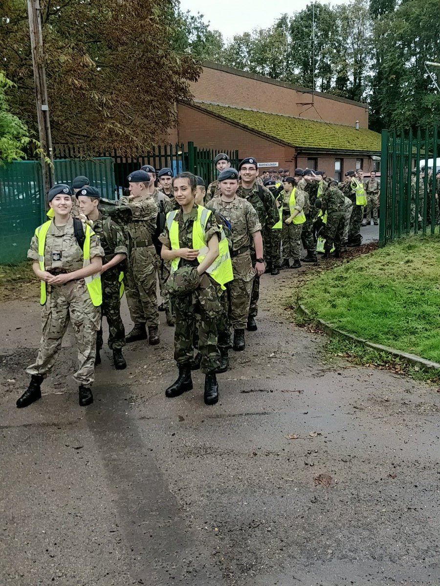 And we're off #bcnij18. TM1. <a href="/DNWNijmegen/">DNW Nijmegen</a> <a href="/ACORoadMarching/">RAFAC Road Marching</a>