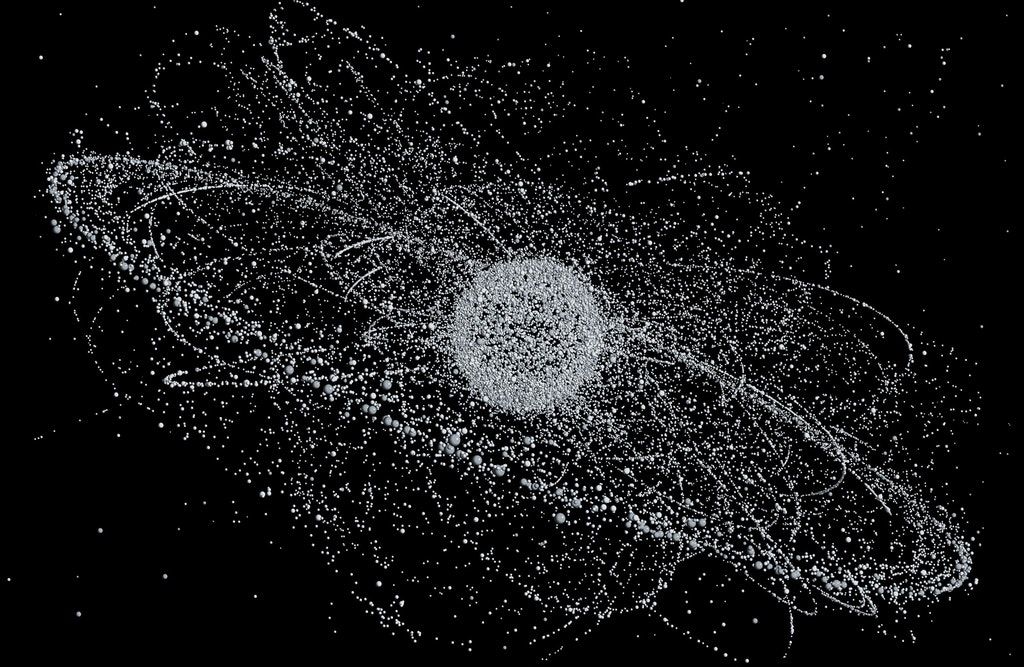 simongerman600's tweet photo. Map of all known space debris. Is this a reasonably big problem? Are satellites and ISS at actual risk? Source: https://t.co/QN0CTB56Dl https://t.co/7yaVzhCV2S
