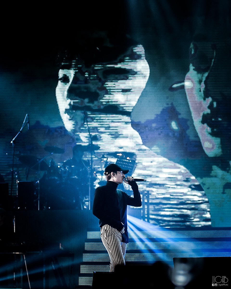 jigabphoto's tweet photo. [Pic] @peckpalit - #4ChairsConcert 🖤
>> https://t.co/uspubpMPOl
#MTVEMA #NominatePalitchokeAyanaputra
#เป๊กผลิตโชค #palitgallery #jigabphoto https://t.co/qwW6ai3XjX
