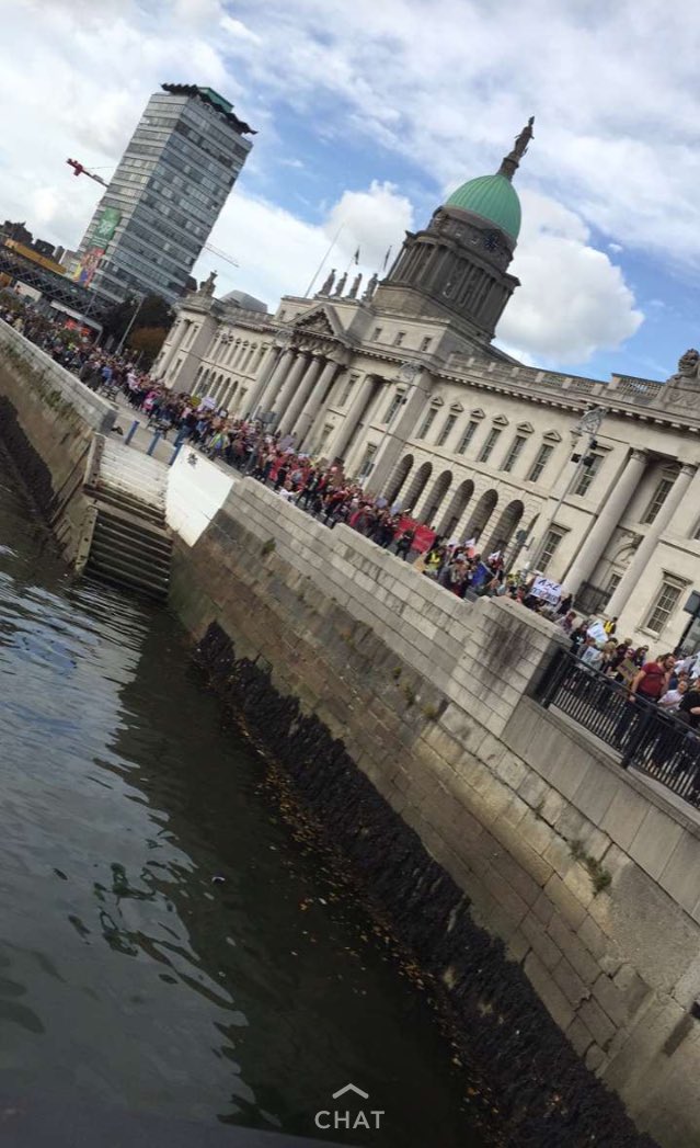 ESNYL0VER's tweet photo. honestly what an incredible day. women deserve the chance to have a choice. #repealthe8th #ARCMarch2017 https://t.co/LwERmWqjp4