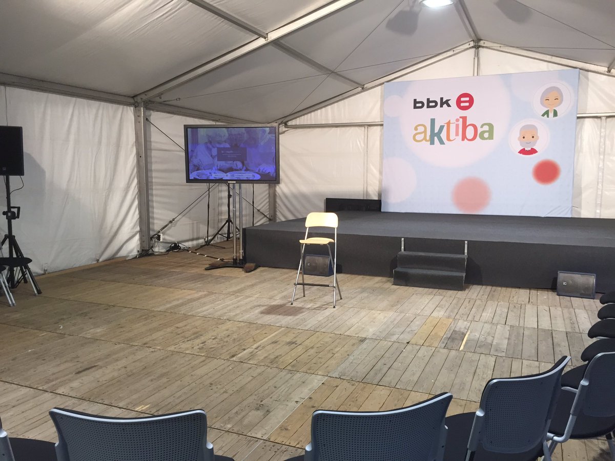A punto de empezar la charla de "Nutrición para Nuestros Mayores" en el Arenal. #BBKObraSocial #BBKAktiba