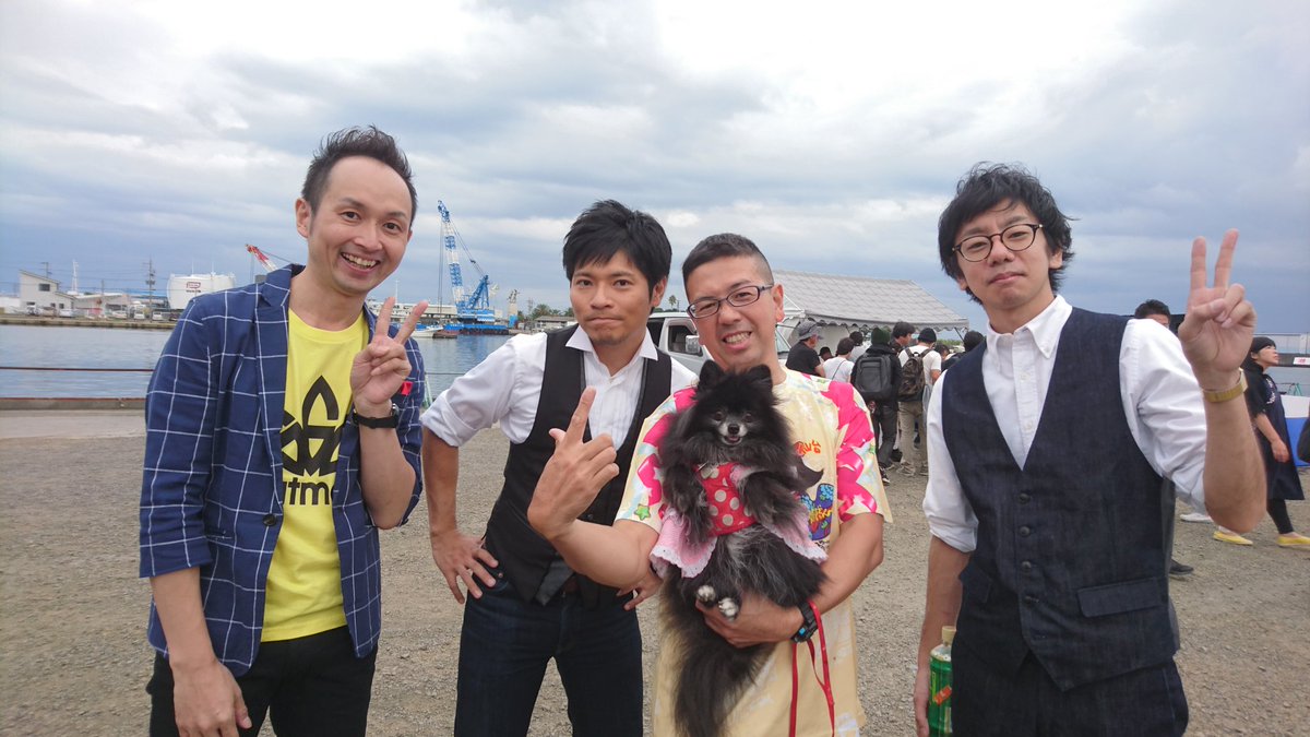 shinya19731204's tweet photo. 焼津オータムフェスト
ＵＦＯ召喚イベントにて
武良さんと藍上さんに会えた‼️
去年司会で来てくれた、ワンダーズさんともまた会えた‼️
オカルトグッズも購入❗
今日は、楽しかったです‼️
#焼津オータムフェスト
#ＵＦＯ召喚イベント 
#焼津 
#藍上さん https://t.co/FV89TZQdVQ