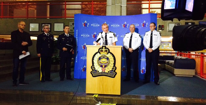 Voir l'image sur Twitter