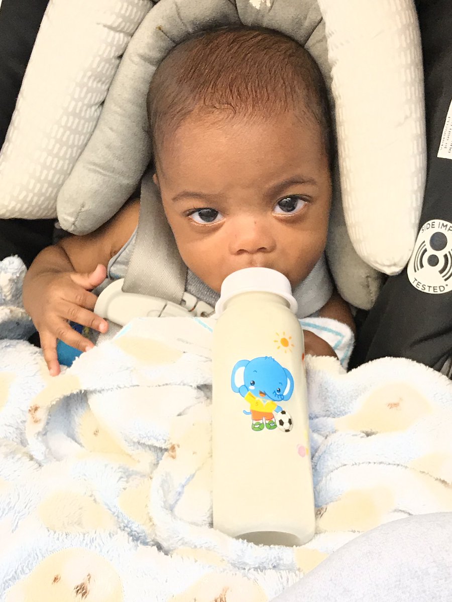 1dasiaday's tweet photo. Them damn twins #FreeJman https://t.co/QWJ5hWPJzP