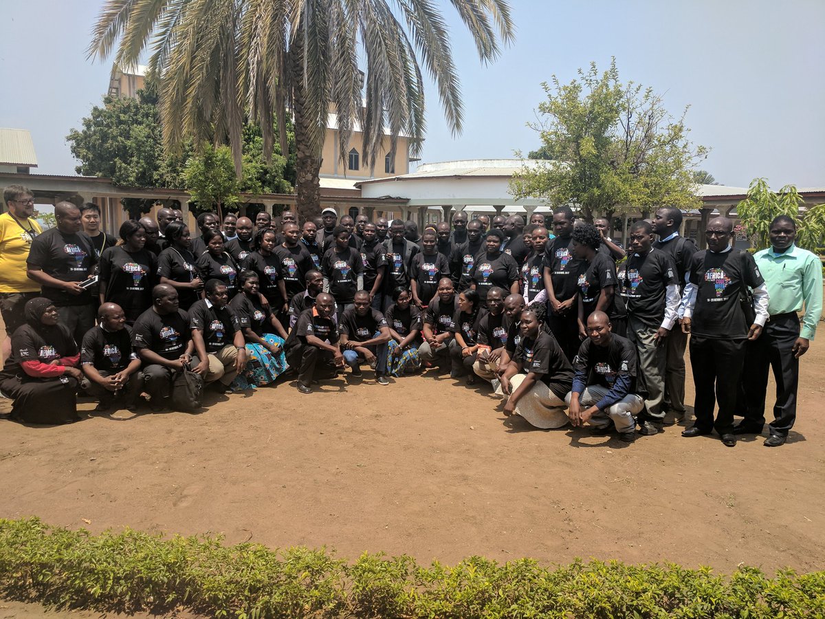 mHubMW's tweet photo. This is just one class for Sunday morning! We have more teachers waiting for the afternoon sessions. @ScienceCentreCT @SAPAfrica #AfricaCodeWeek2017 https://t.co/38tyLGKCoQ