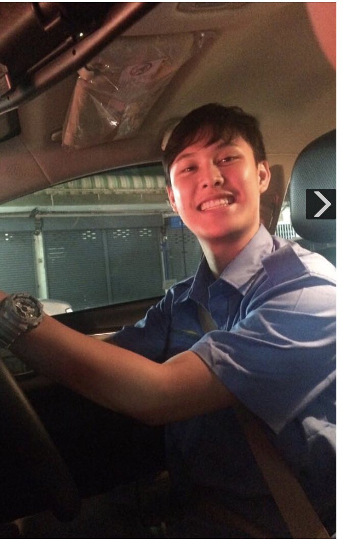 BeautyDiaryNews's tweet photo. น้องมอสหนุ่มหล่อวัย22เคยเรียนม เกษตร แต่มีเหตุต้องออกมาเรียนรามและขับtaxiเหตุผลเพราะสงสารพ่อ น้องบอกถ้าหลงทางอย่าว่านะเพราะเพิ่งขับ https://t.co/37FH1PNWOw