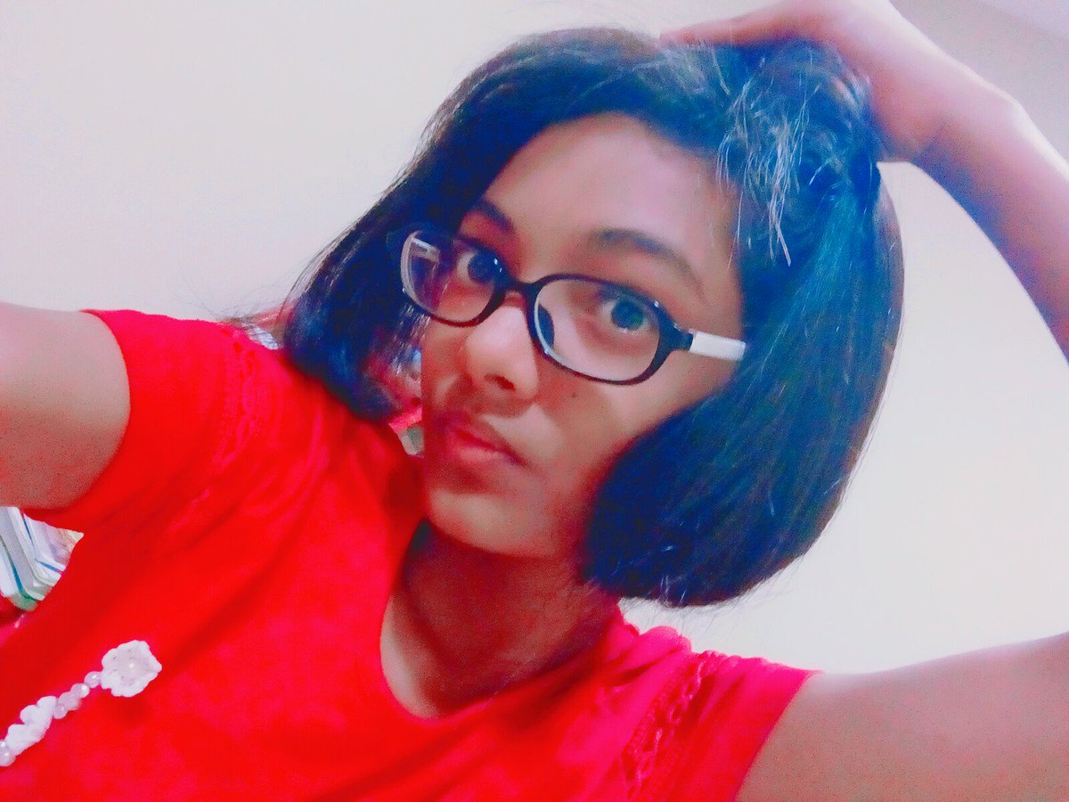 nuz_gold's tweet photo. New hairstyle... Just love ittt.. Thxx ruqayyah fr this haircut https://t.co/lkwKpXwuVn