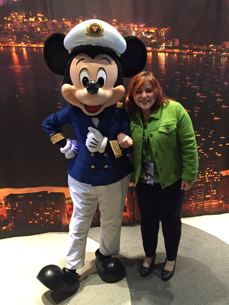 2Sea4me's tweet photo. This is one of the many highlights of a Disney Cruise! @DisneyCruise @Protravelint #GoWithPro #DisneyMagic #seastheday https://t.co/XNlvacD7wo
