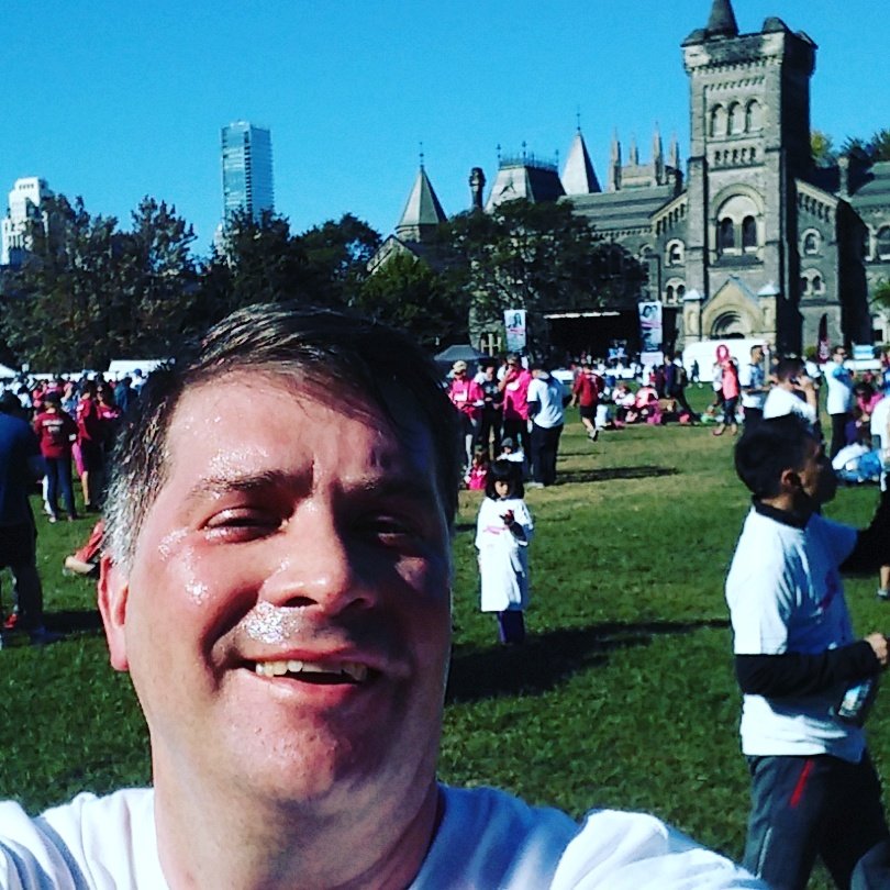 davidjthirteen's tweet photo. Finished CIBC's Run for the Cure. #run4thecure #cibcrunforthecure 5km in 39 min. https://t.co/eYjck97aH2