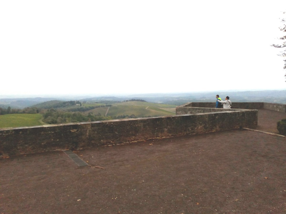 InTuscanyLuxury's tweet photo. View from Brolio Castle in Chianti #brolio #castle #siena #chianti #tuscany #wow #1ottobre #intuscany https://t.co/3dEX1TuJFq https://t.co/BSCnbYy78n