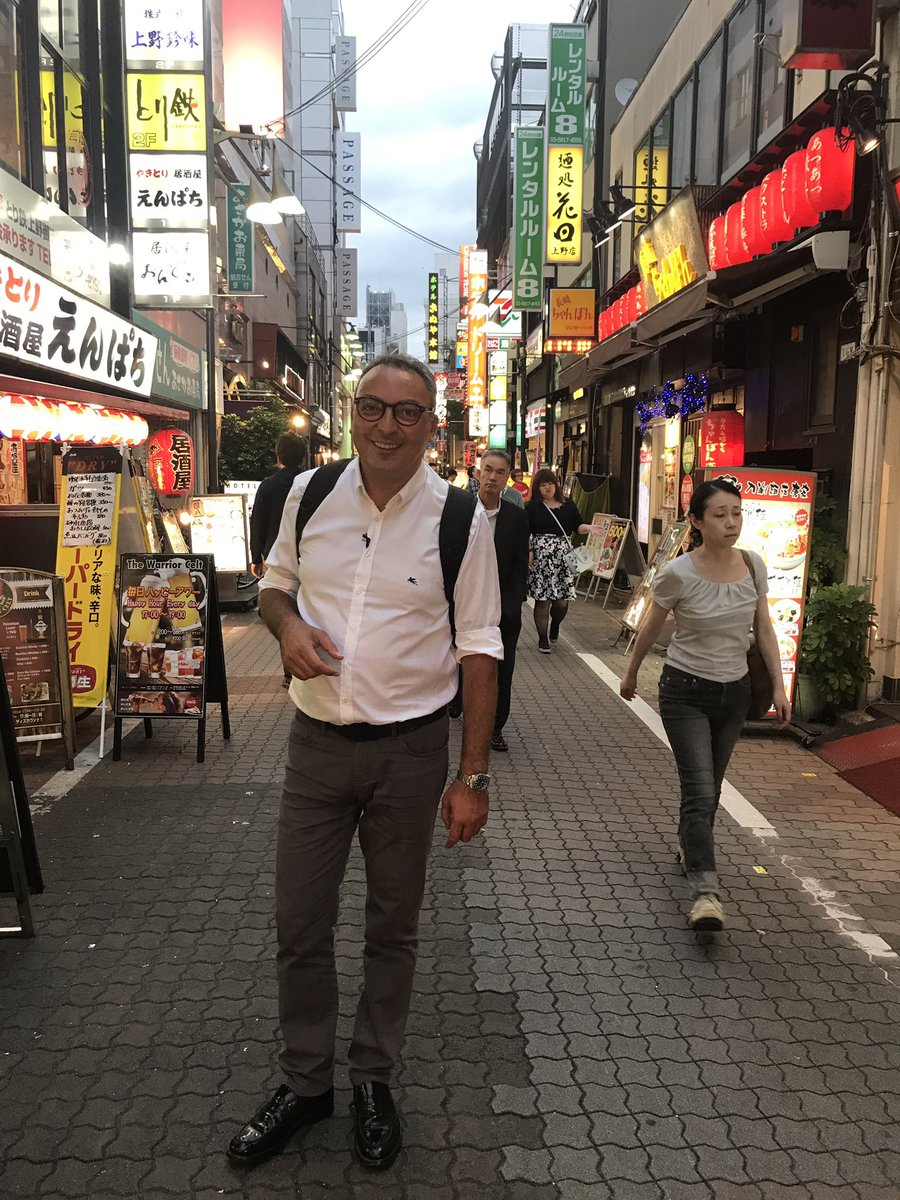 cemseymen's tweet photo. Japonya'dan herkese selamlar. Bu akşam 20.00'de CNN Türk'te tükenen balıklarımızı nasıl kurtaracağımızı Başka Bir Dünya Mümkün'de anlattım https://t.co/s5VQOm3bPR