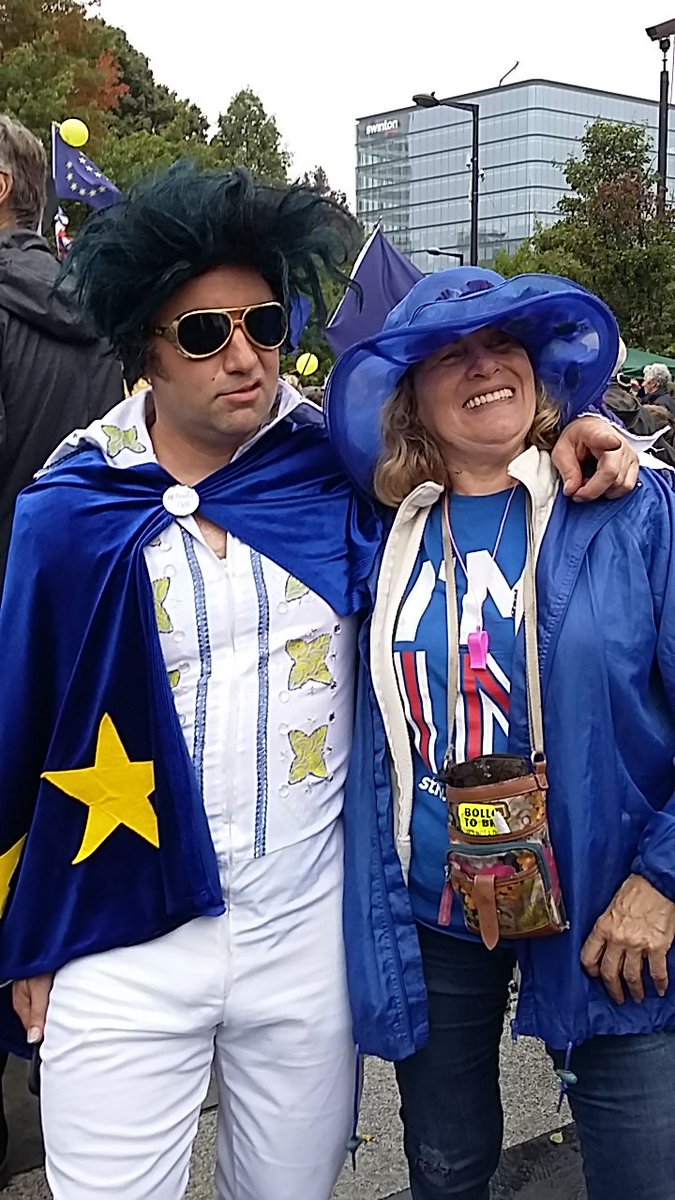 #EUElvis and friend looking cool in #ManchesterMarch #exitbrexit #StopBrexitManchester