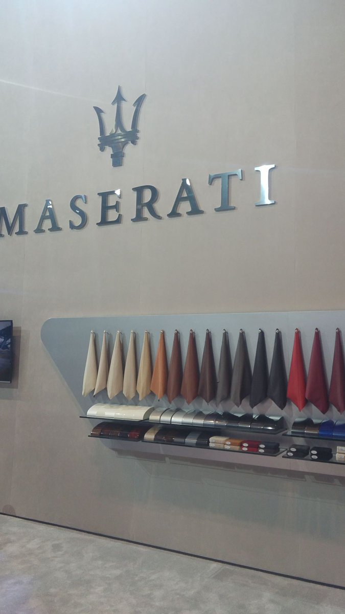 MaroonKim's tweet image. goo.gl/images/CGfPUE
 #sameview #differentperspective / same path different footsteps #wouldneverhaveguessed