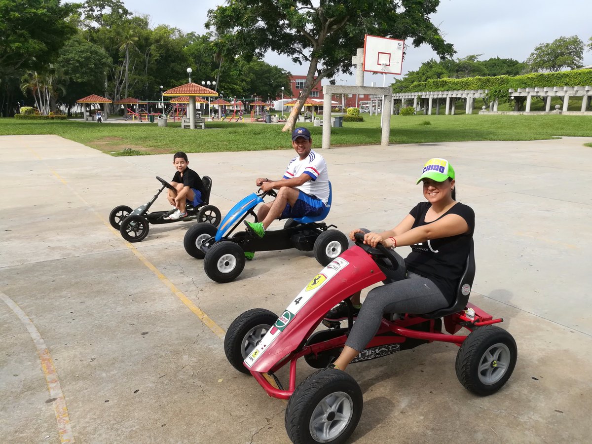 RacingKartsTab's tweet photo. Ya estamos aqui!¡! Parque la choca...lugar de integración familiar, gracias Ayuntamiento del centro
@ProfeCastillo_ 
@gerardogaudiano https://t.co/inacWokJaI