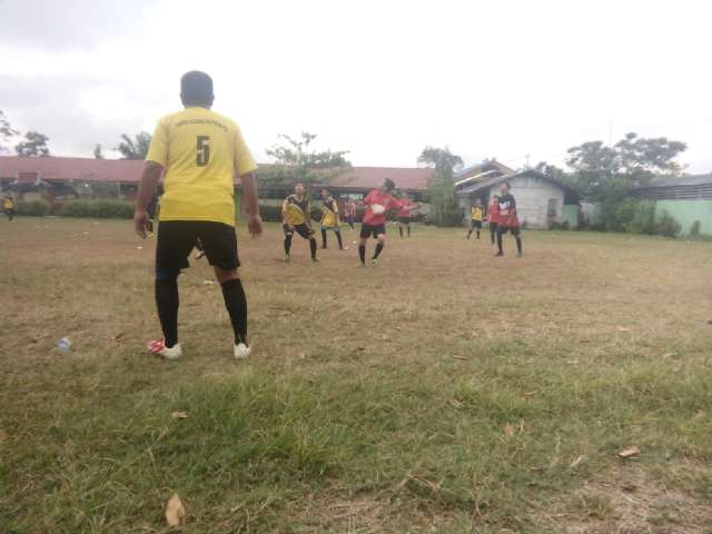 Sisa Tadi Sore <a href="/UnitedAmuntaiFC/">United Amuntai</a> vs @CandiAgungFC Di Lapangan Sepakbola Candi Agung #Respect