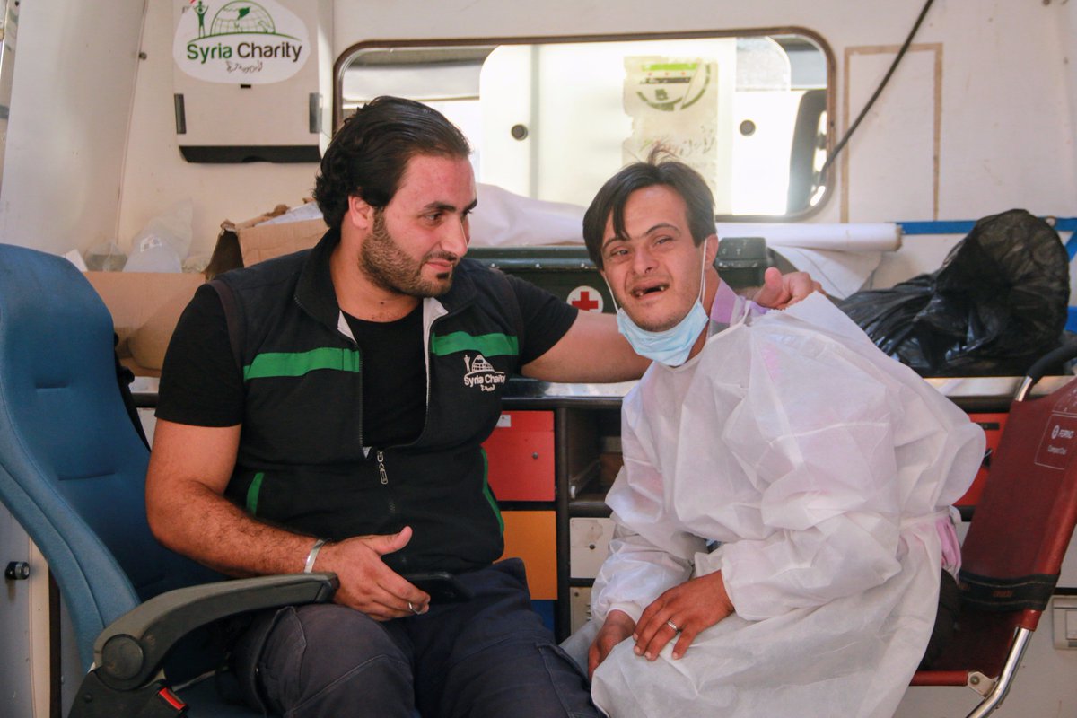 SyriaCharity's tweet photo. Même Mohamed est prêt à nous aider à sauver des vies ! Un si grand coeur ! Bravo ! Pour aider : https://t.co/qLB85v7qHv https://t.co/xryZWOriHQ