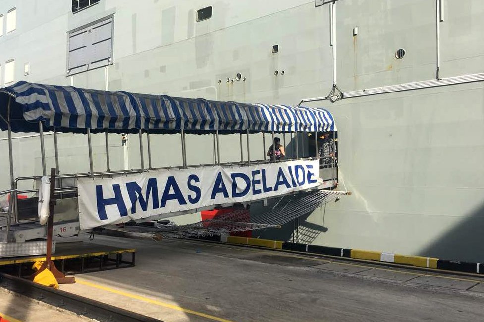 myjointforce's tweet photo. Lawatan ke kapal HMAS ADELAIDE 
#EXSP17 
#jointplanningprocess
#teamingforsuccess 
#Interoperability
#defencediplomacy
#multilateralexercise https://t.co/xirSPRCq3O