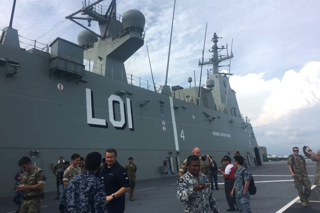 myjointforce's tweet photo. Lawatan ke kapal HMAS ADELAIDE 
#EXSP17 
#jointplanningprocess
#teamingforsuccess 
#Interoperability
#defencediplomacy
#multilateralexercise https://t.co/xirSPRCq3O