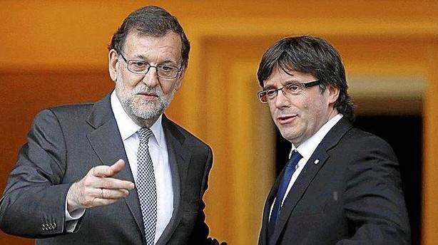 El choque de trenes ya lo habéis conseguido, ahora os toca...
#RajoyDimision #PuigdemontDimissio #DialoguenPorFavor ￼
habéis demostrado vuestra inaptitud para buscar soluciones y el diálogo