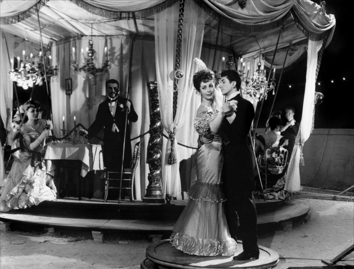 Cinematekbe's tweet photo. Today 17:00 La Ronde Max Ophuls
https://t.co/8OgPUa8r39
#DanielleDarrieux #InitialsDD https://t.co/qEclJxJJxE