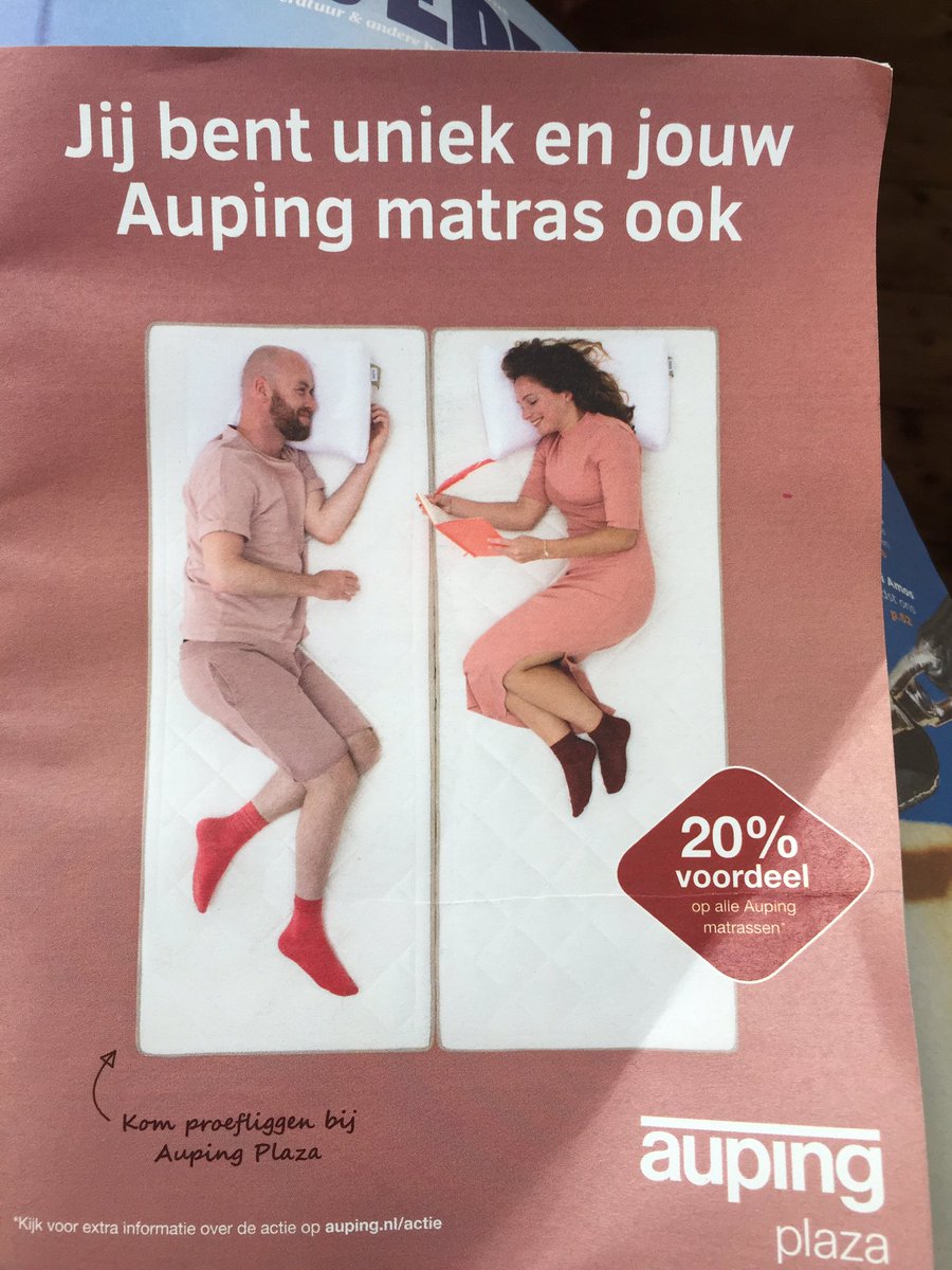 Hoe 'uniek' wil je zijn?
Toch een bijzondere outfit voor deze man.

Vrij uniek, een baby met een baard.
<a href="/AupingNL/">Koninklijke Auping</a>
