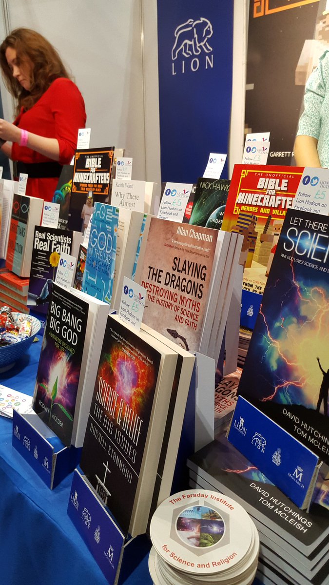 SuzanneWH's tweet photo. @LionHudson engaging with the scientists and technologist regarding science and faith at #NewScientistLive London https://t.co/mlx4mWYhe4