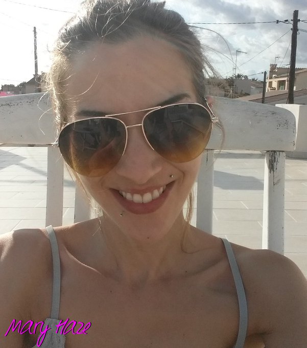 Ich w&uuml;nsch euch einen sch&ouml;nen #Sonntag, meine Lieben! 😘✨💖 https://t.co/XuaUbisyZT<a href="/tag/sonntag"class="tags">#Sonntag</a>