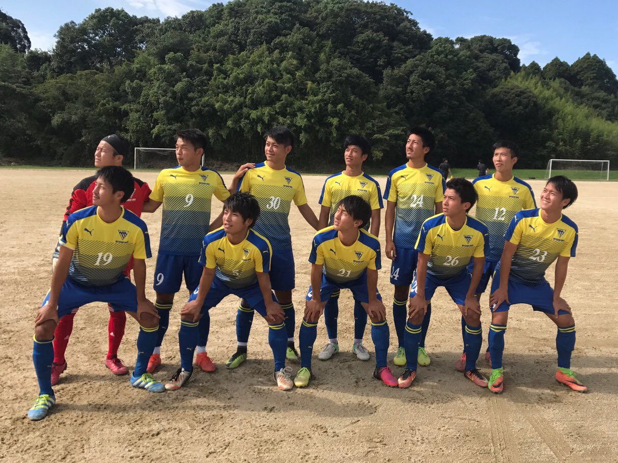 Twitter 上的 宮崎産業経営大学サッカー部 宮崎県大学サッカーリーグ 9 30 土 10 00 Kick Off 宮崎産業経営大学グラウンド 宮崎産業経営大学 Vs 都城高専 12 6 0 0 得点者 佐藤鳳聖 3 宇田津力斗 3 甲斐史也 宮之原透 河野恵介 押川朝 枝元潤 上久保公人 T Co