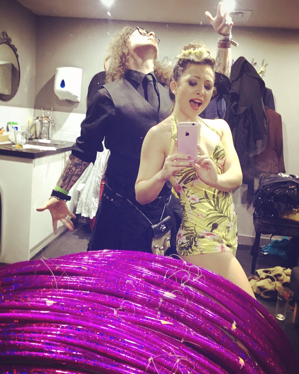 misspollyhoops's tweet photo. More of this today @WildCabaret
#backstagesnap
@Billykirkwood is having the time of his little Scottish life ๐ช https://t.co/7zIidfOAoZ