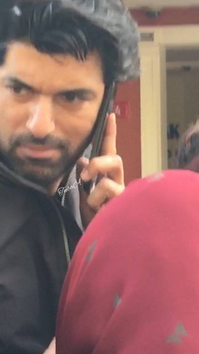 esraea82's tweet photo. Geçen seferki fan buluşması Tubişin kadrajından paşamdan mimikler pazar hediyesi 😃 #enginakyürek https://t.co/l8iTsW7B6K
