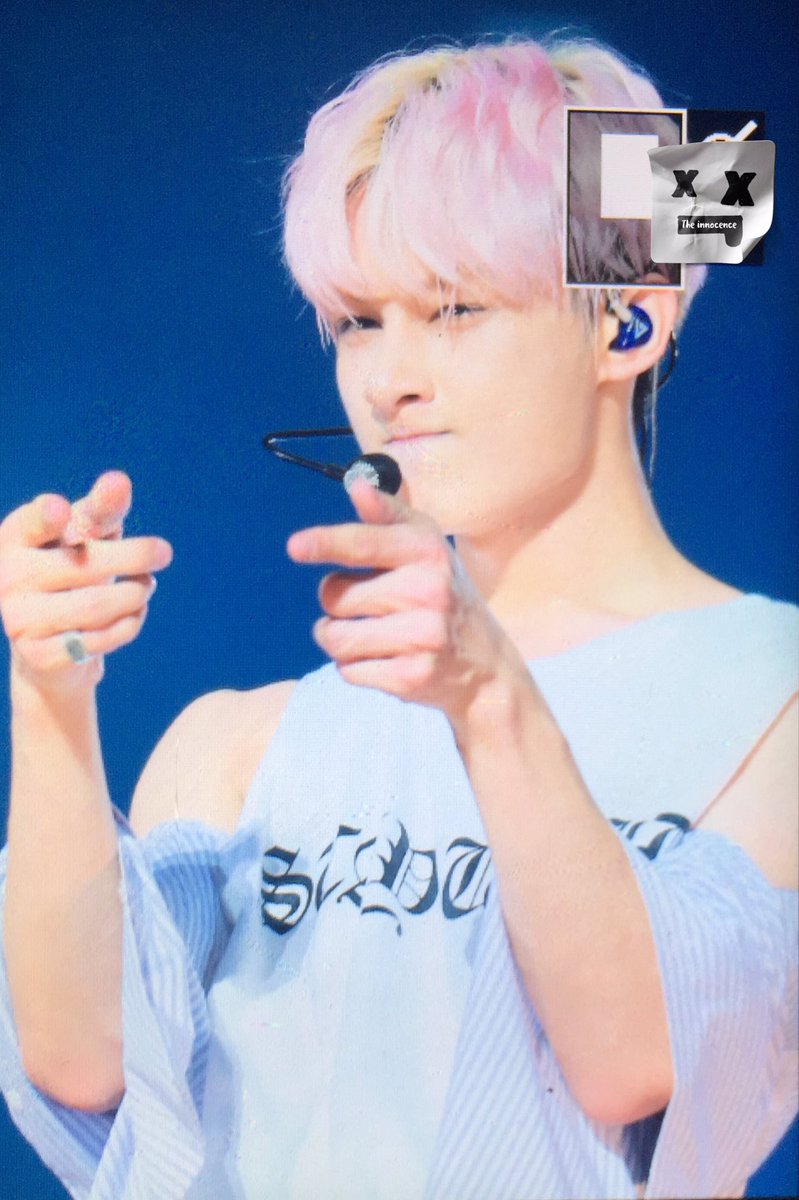 theinnocence_J's tweet photo. 171001 DE in Taipei #세븐틴 #SEVENTEEN #준 #문준휘 #JUN #文俊辉 뺑뺑뺑🔫🔫🔫 @pledis_17 https://t.co/9RI20iu9GG