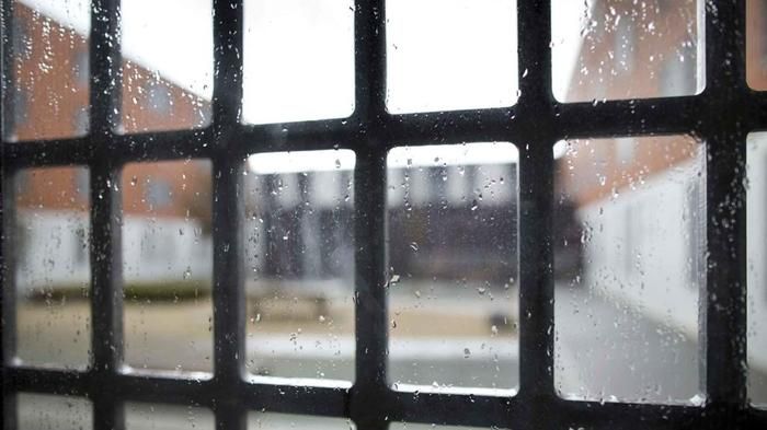 Un direttore carcerario inglese ci ha spiegato come si evade di prigione news.vice.com/it/article/com…