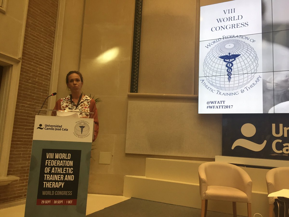 WFATTSpain's tweet photo. Comienzan el cierre del congreso de la @WFATTSpain de la @universidadcjc #wfatt2017 https://t.co/vQoa27qfeg