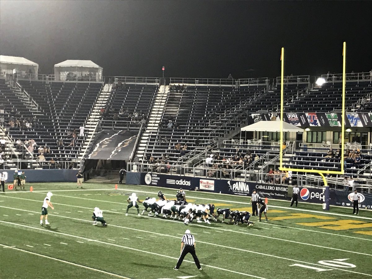 LauraVanSickle's tweet photo. Great to see Jackson play strong in his first college start! #39-yard-FG #BFFcaughtitonfilm #getemnextweek! #go49ers! https://t.co/YFLo0RX1Y1