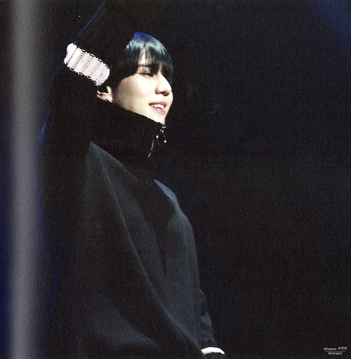 502BAMX2's tweet photo. 170205 GOT7 - PhotoBook
① https://t.co/X3LzE4YXHb
② https://t.co/KZDugxR9Mc
③ https://t.co/b2vt9xNHvi
#갓세븐 #WeUnderTheMoonlight #Yugyeom https://t.co/NGE1rPxyOq