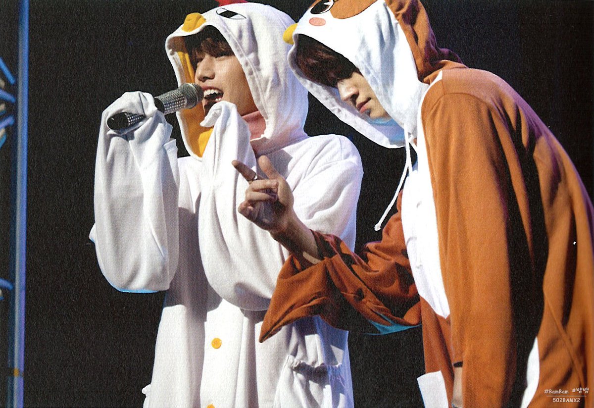502BAMX2's tweet photo. 170205 #GOT7 - PhotoBook
① https://t.co/xkeWPs20st
② https://t.co/wAVPu3LNFm
#갓세븐 #WeUnderTheMoonlight #달빛아래우리 https://t.co/CiWgjeec4J