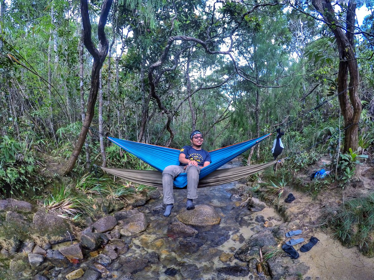 SharelIshak's tweet photo. Jom !
1)medan 20-22 oct : 1pax
2)medan 17-19 nov : full
3)medan 15-17 dec : 10pax
4)waterrafting 2 dec : 10pax
5)rinjani 18-22 april : 2pax https://t.co/543NBQBR3i