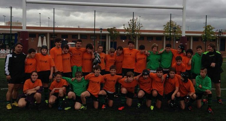 LaUnicaRugby's tweet photo. Pradoviejo-Logroño
#elkarretaratzea #concentracion
#azpi_14 #sub_14 #seven #zapi @LaUnicaRugby @Rugbyrioja @GAZTEDI_ESCOR @irunarc https://t.co/0x1g4b5PmW