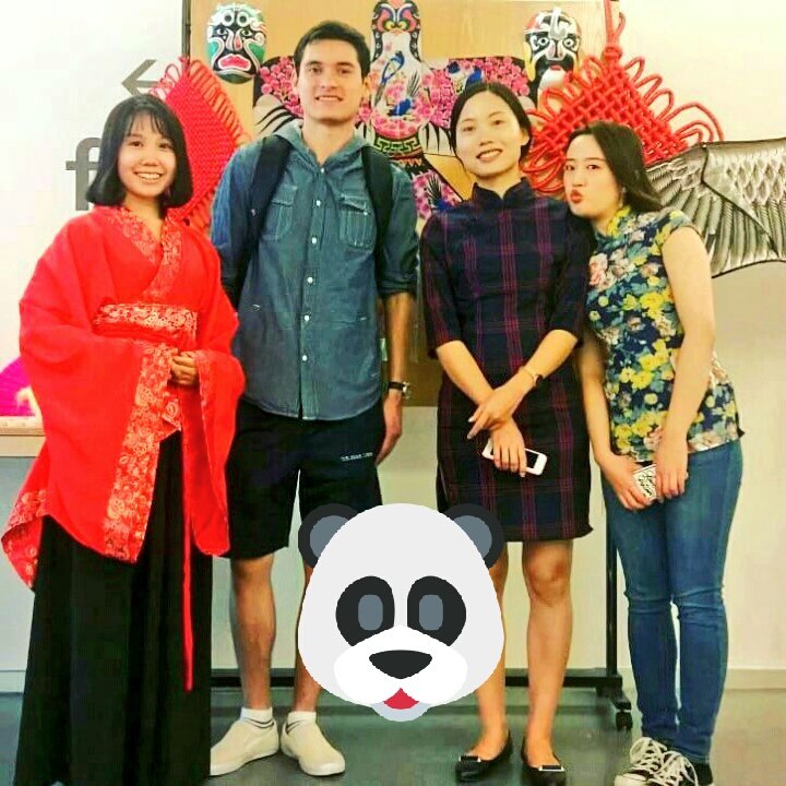 Alfonsokaho's tweet photo. Día instituto Confucio #China #cultura #icugr https://t.co/X13ZZ2kLcg
