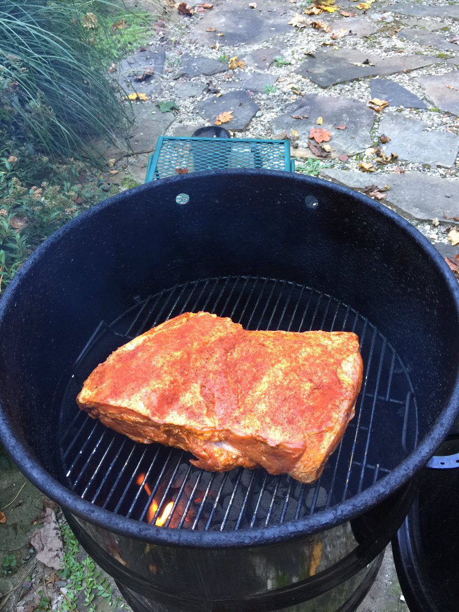 ramballhavoc's tweet photo. The Boston Butt is on the @PitBarrelCooker &amp; the pinto beans are in the crock pot. See you after church! #SundayQ #HickorySmoke https://t.co/b8iWvT6O8D