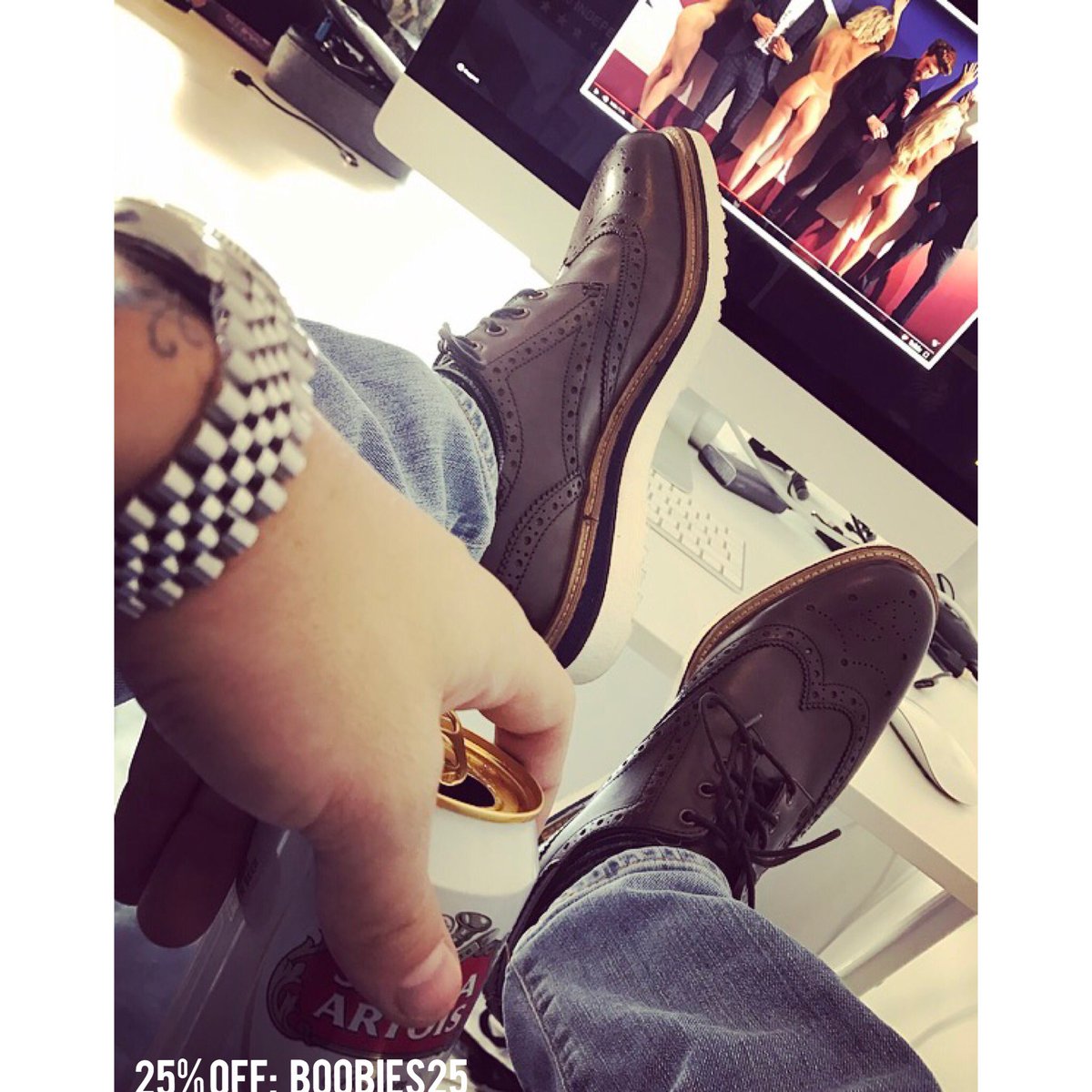 Check out <a href="/GoodwinSmithUK/">Goodwin Smith</a> new range and use "BOOBIES25" for 25% off, also see there new promo vid to understand why that's the code 😂RETWEET
